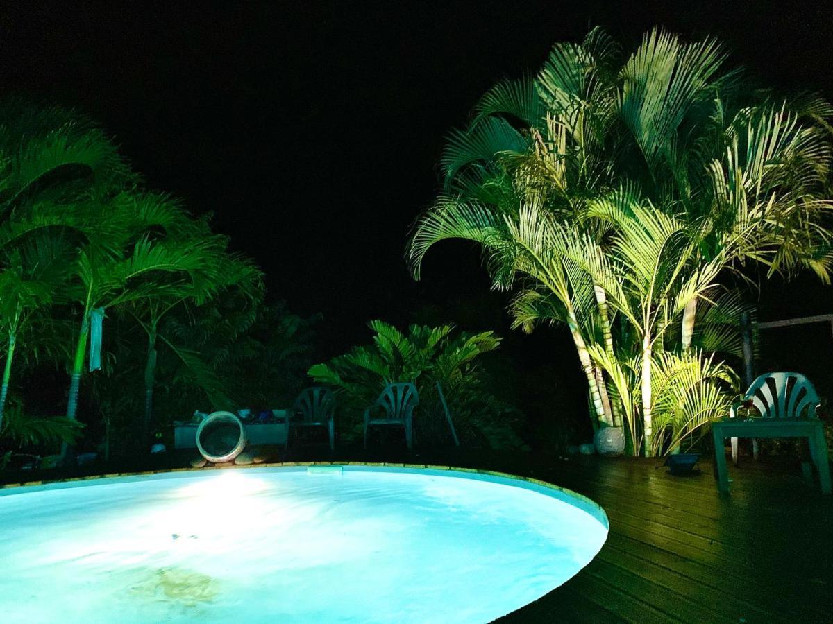 Lodge Pamplemousse Avec Piscine Privative , Dans Parc Calme A 500 M Plage Le Carbet Eksteriør billede